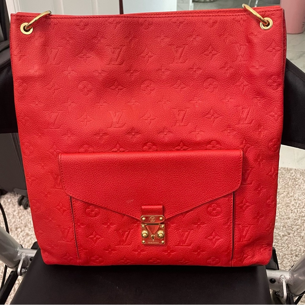 Louis Vuitton Métis hobo